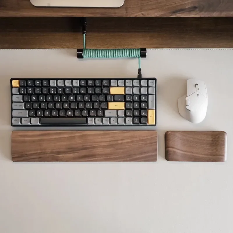 Подставка под ладонь из орехов – обзор и цена Wrist Rest Wood